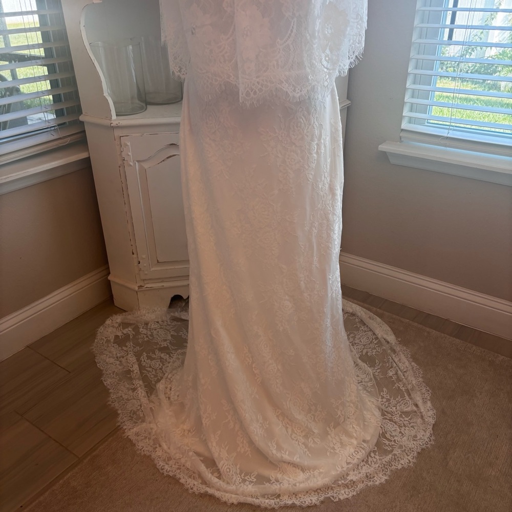 NEW, White Dress, Lace Dress, Wedding Dress, Prom Dress, NWOT Size L/14 - Picture 7 of 9